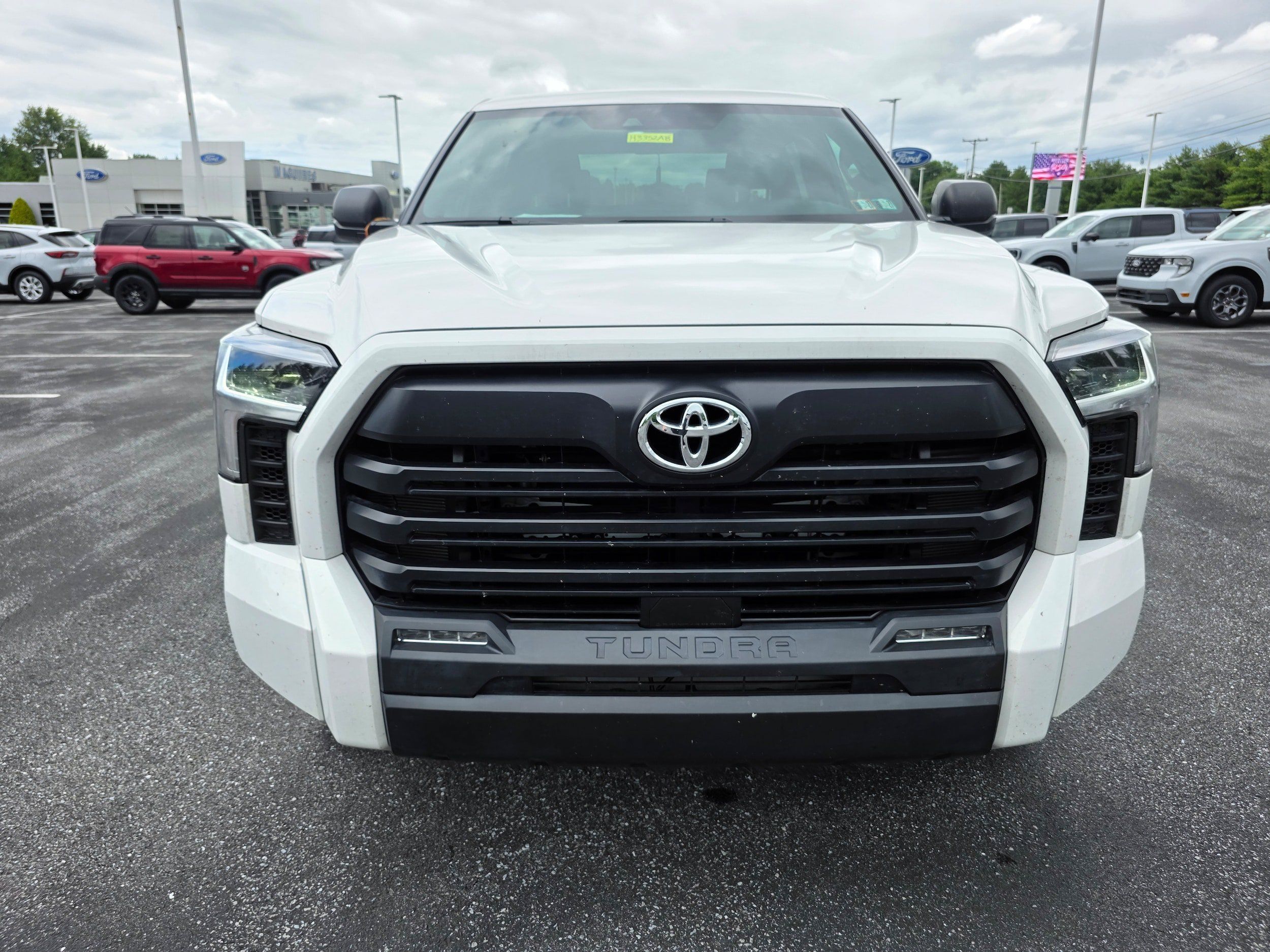 Used 2025 Toyota Tundra SR5 AWD/4WD image 7