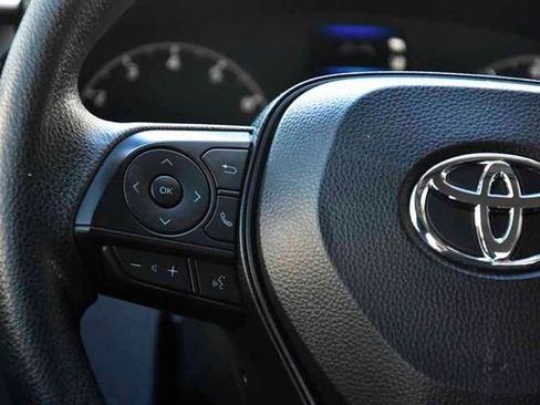 Certified 2024 Toyota Corolla LE image 17