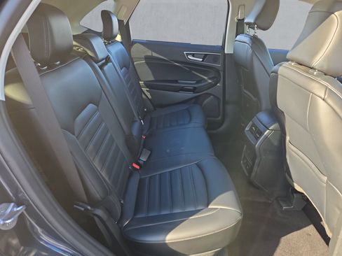 Certified 2022 Ford Edge SEL w/ Convenience Package image 24