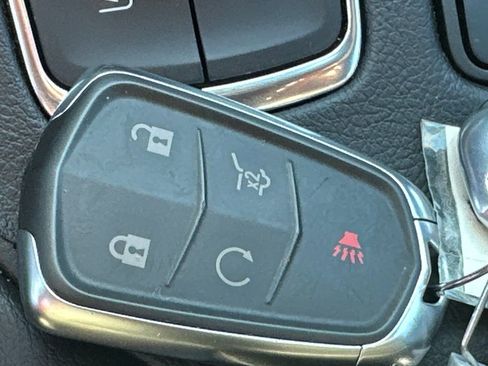 Used 2023 Cadillac XT4 Sport image 34