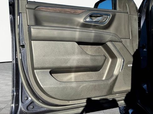 Used 2022 Chevrolet Tahoe Z71 w/ Luxury Package image 21