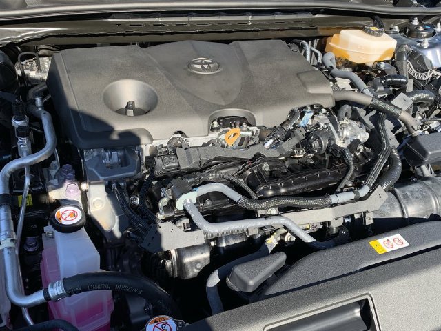 Used 2026 Toyota Camry SE w/ Convenience Package FWD image 16