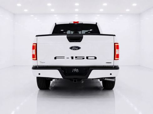 Used 2020 Ford F150 XLT w/ Equipment Group 302A Luxury AWD/4WD image 4