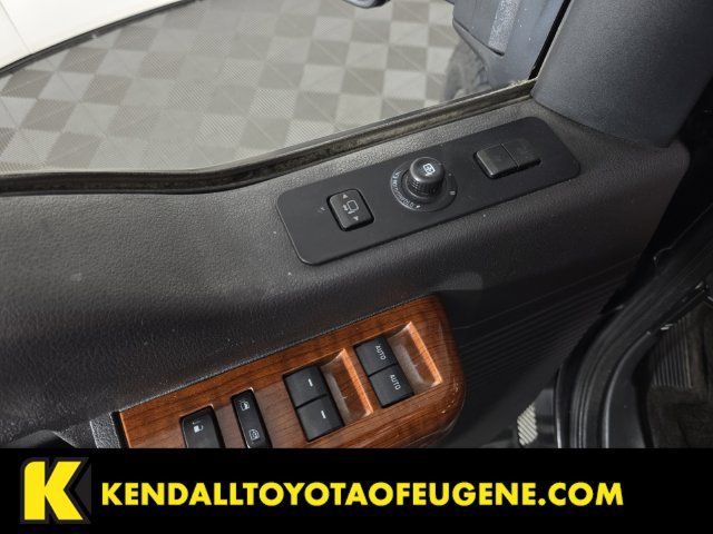 Used 2015 Ford F350 King Ranch w/ King Ranch w/Chrome Package AWD/4WD image 28