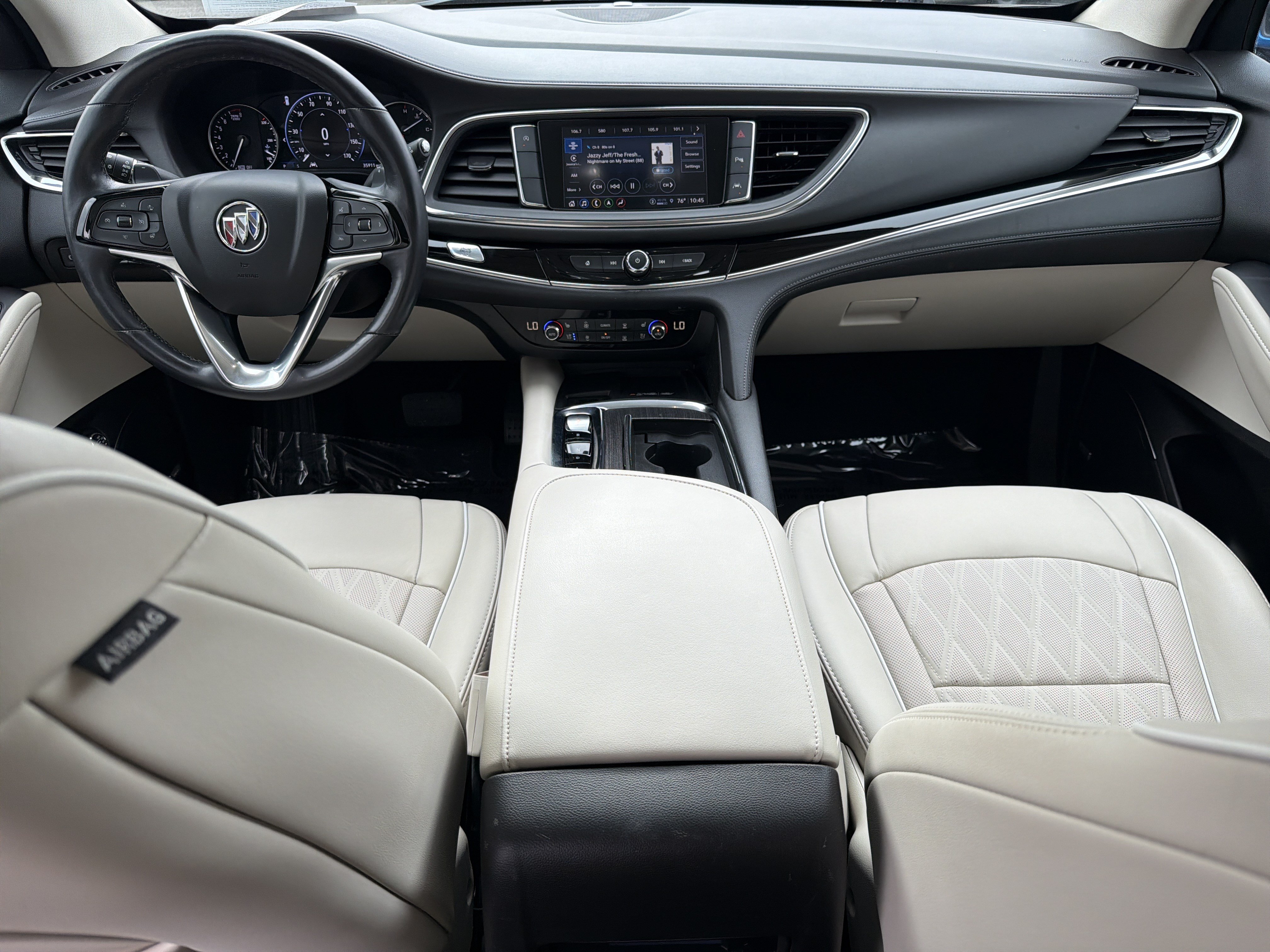 Used 2023 Buick Enclave Avenir FWD image 23