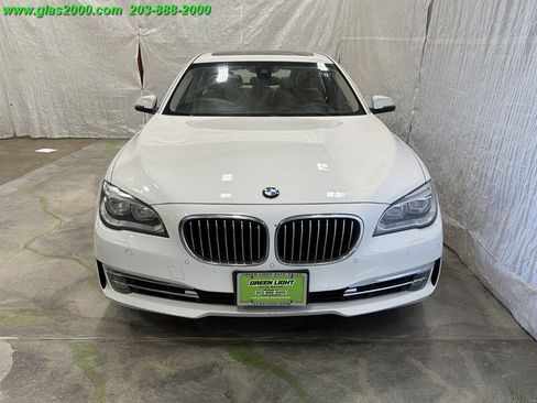 Used 2015 BMW 750Li RWD image 19