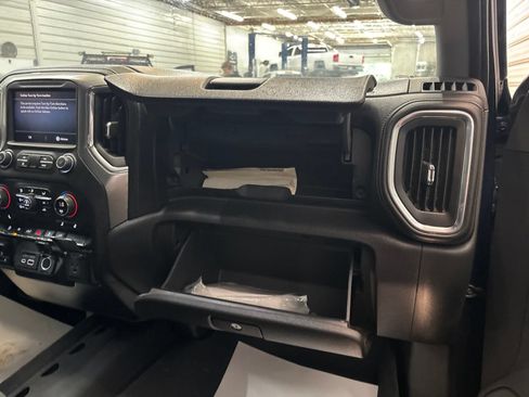 Used 2020 Chevrolet Silverado 1500 LT w/ All-Star Edition AWD/4WD image 29