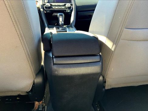 Used 2019 Honda Civic EX image 37