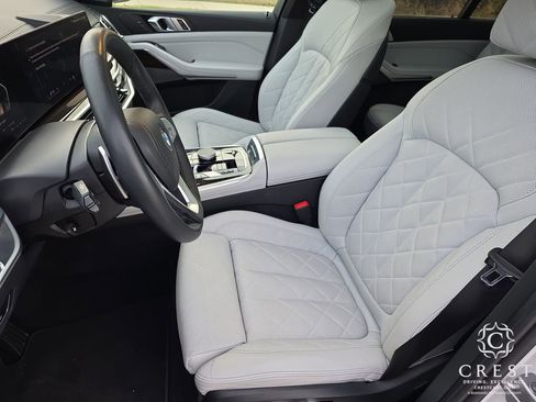 Used 2024 BMW X7 xDrive40i image 6