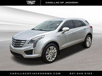 Used 2017 Cadillac XT5 Premium Luxury w/ Driver Assist Package FWD video 1