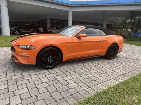 Used 2021 Ford Mustang GT Premium w/ GT Performance Package RWD image 31