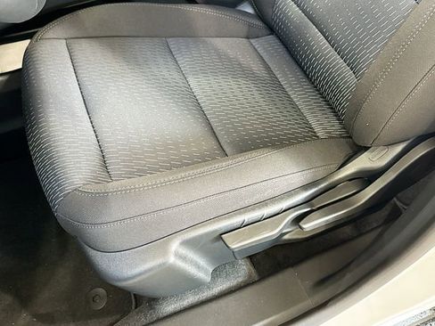 New 2026 Chevrolet Equinox LT w/ Safety and Technology Package FWD image 21
