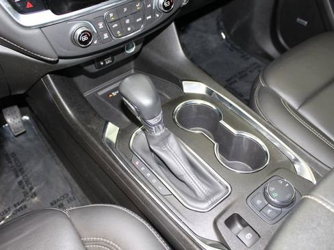 Used 2023 Chevrolet Traverse LT w/ LT Premium Package image 22