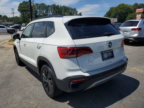 Certified 2023 Volkswagen Taos S FWD image 6