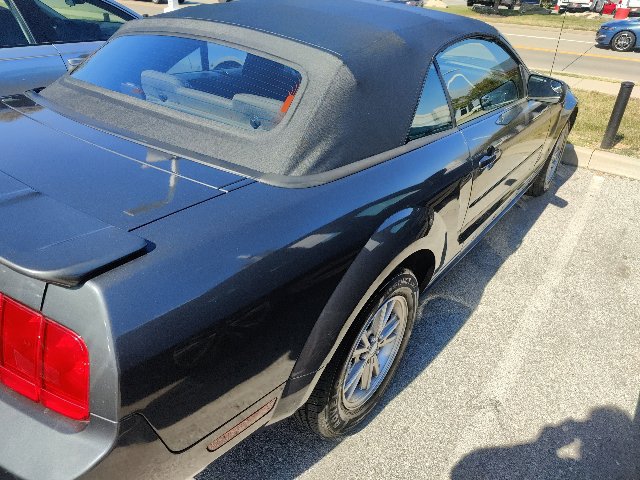 Used 2008 Ford Mustang Premium RWD image 16