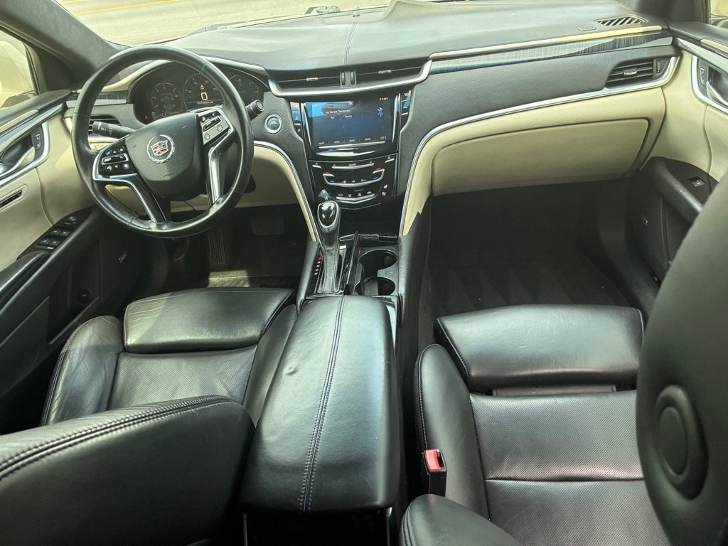 Used 2013 Cadillac XTS Platinum FWD image 25