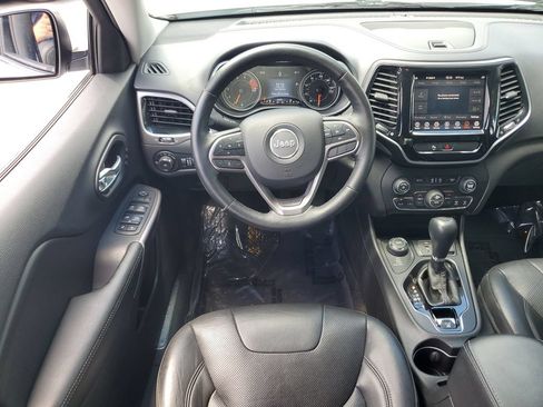 Used 2019 Jeep Cherokee Limited AWD/4WD image 15