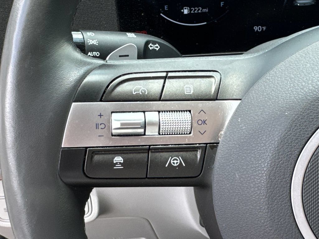 Used 2024 Hyundai Kona Limited AWD/4WD image 27