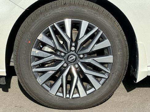 Certified 2023 Nissan Altima 2.5 SV w/ SV Premium Package image 45