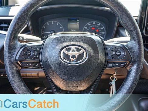 Used 2025 Toyota Corolla LE FWD image 22