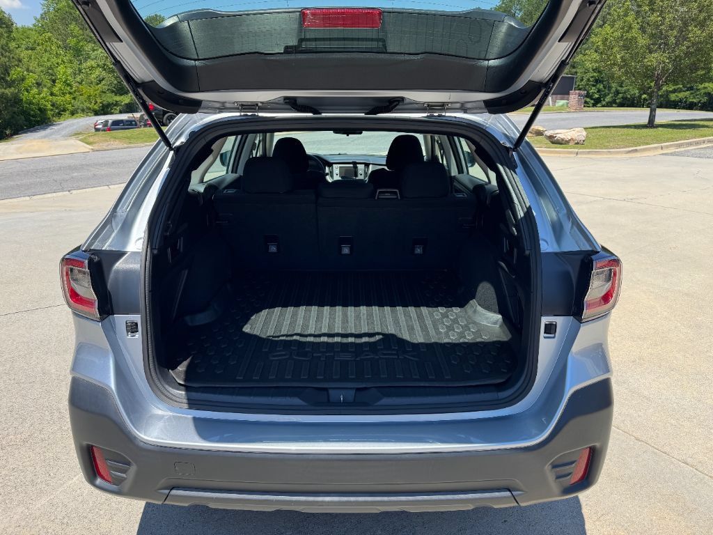Used 2021 Subaru Outback AWD/4WD image 15