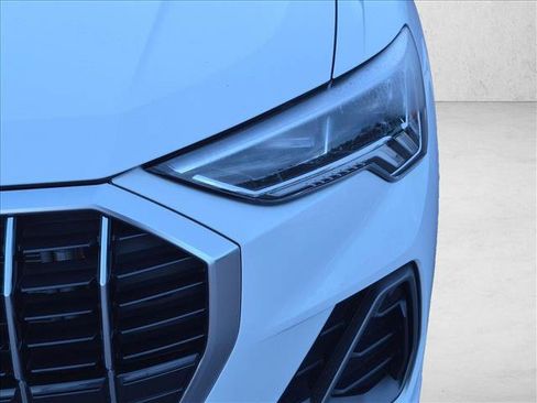 Certified 2024 Audi Q3 2.0T Premium AWD/4WD image 9