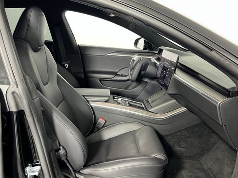 Used 2021 Tesla Model S Plaid image 30