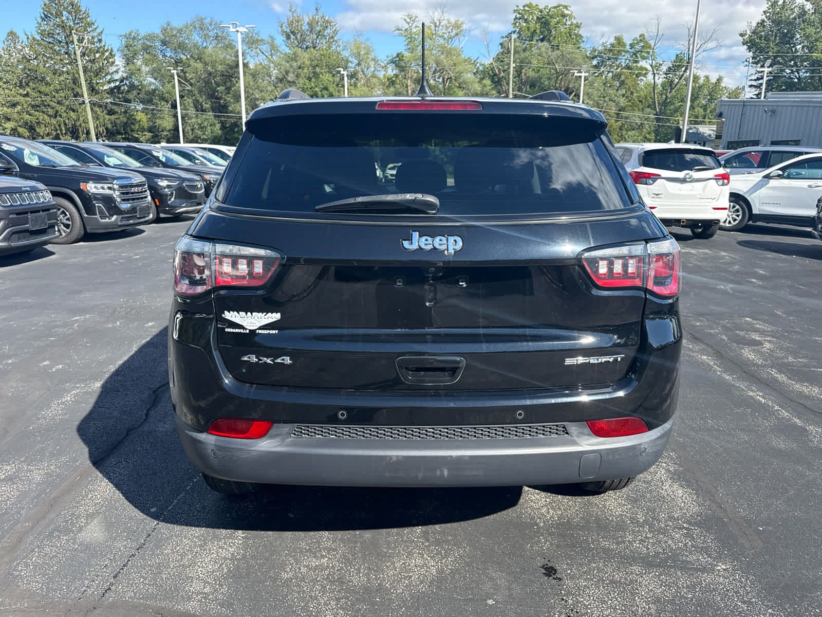 Used 2017 Jeep Compass Sport w/ Cold Weather Group AWD/4WD image 4