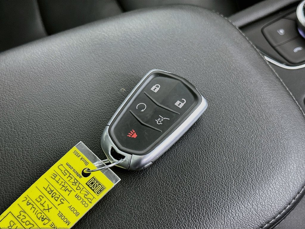 Used 2023 Cadillac XT5 Sportv w/ Technology Package AWD/4WD image 43