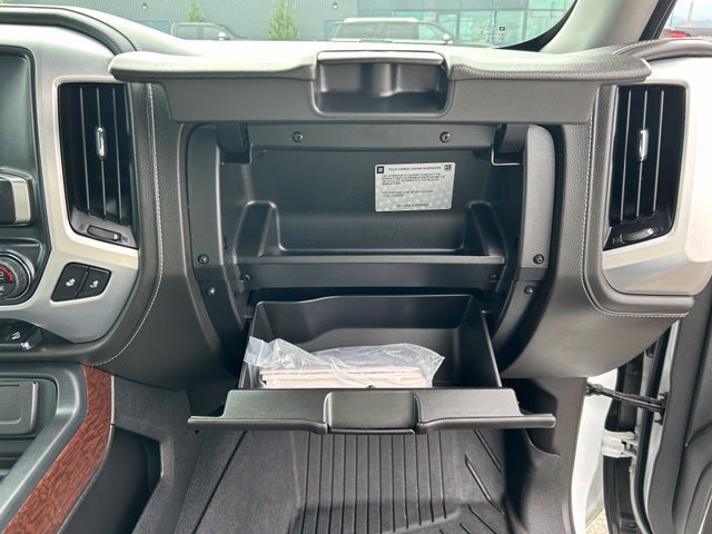 Used 2018 GMC Sierra 1500 SLT w/ SLT Premium Package AWD/4WD image 33