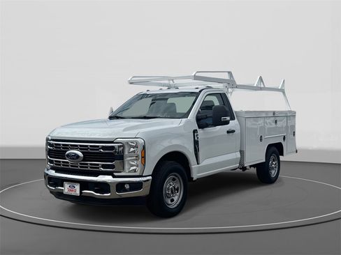 New 2025 Ford F350 XL w/ XL Chrome Package image 1