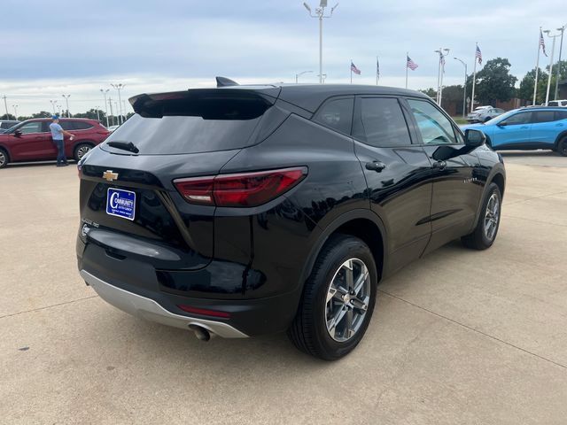 Used 2025 Chevrolet Blazer LT AWD/4WD image 5