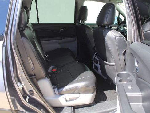 Used 2016 Honda Pilot LX image 15