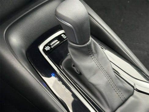 Certified 2023 Toyota Corolla SE image 17