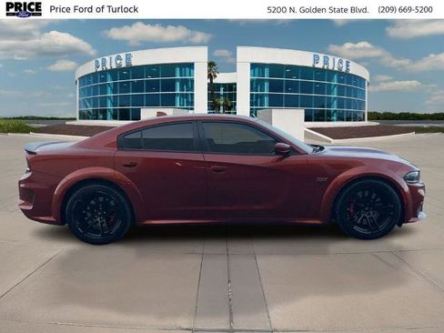Used 2022 Dodge Charger Scat Pack RWD image 4