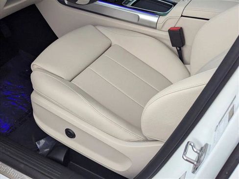 New 2026 Mercedes-Benz GLB 250 image 4