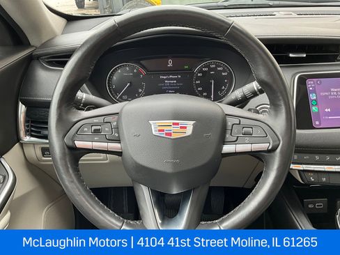 Certified 2023 Cadillac XT4 Premium Luxury image 3