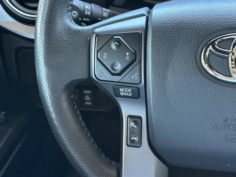 Used 2020 Toyota Tacoma TRD Sport w/ TRD Premium Sport Package AWD/4WD image 34