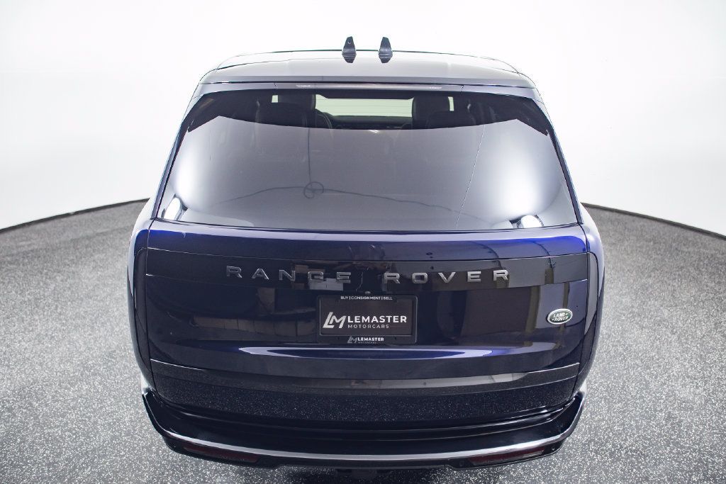 Used 2023 Land Rover Range Rover SE AWD/4WD image 16