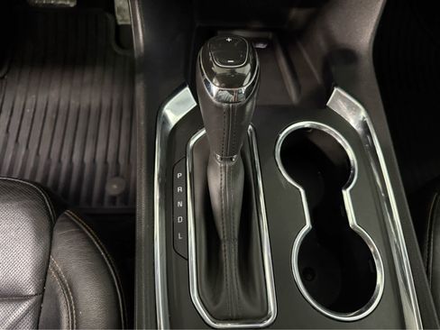 Used 2019 Chevrolet Traverse Premier image 24