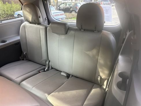 Used 2018 Toyota Sienna XLE Premium image 15