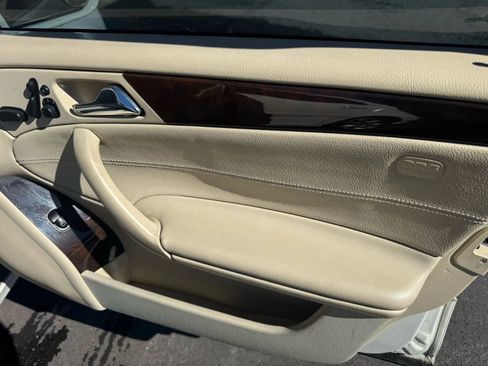 Used 2007 Mercedes-Benz C 280 Sedan image 20