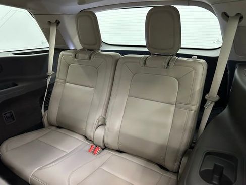 Used 2020 Lincoln Aviator Reserve w/ Equipment Group 202A image 24