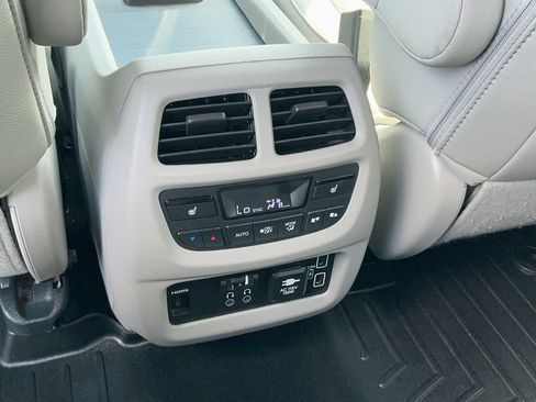 Used 2019 Honda Pilot Elite image 10