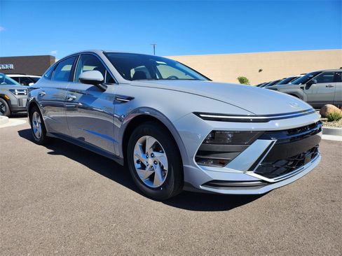 New 2026 Hyundai Sonata SE image 2