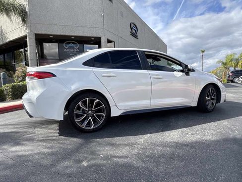 Used 2020 Toyota Corolla SE FWD image 9