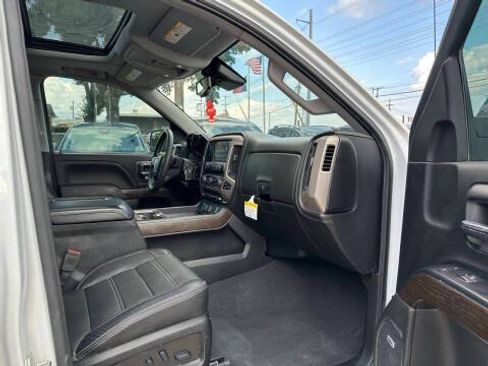 Used 2018 GMC Sierra 1500 Denali w/ Denali Ultimate Package AWD/4WD image 18