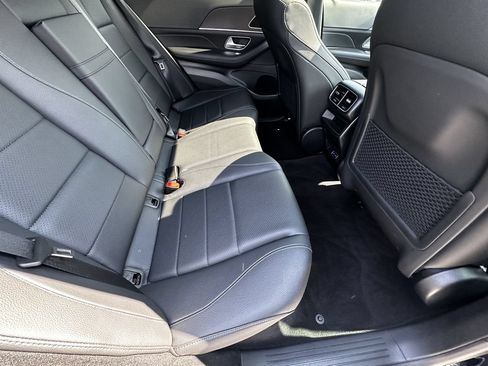 Certified 2025 Mercedes-Benz GLE 350 4MATIC w/ AMG Line Exterior image 18