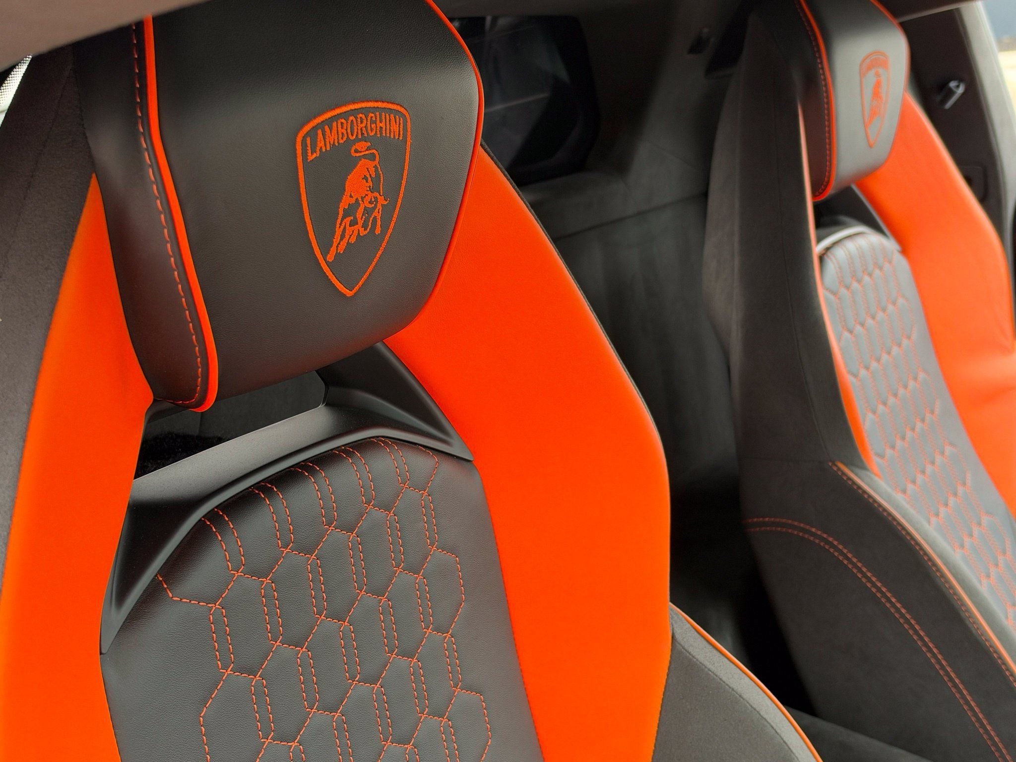 Used 2024 Lamborghini Revuelto AWD/4WD image 51