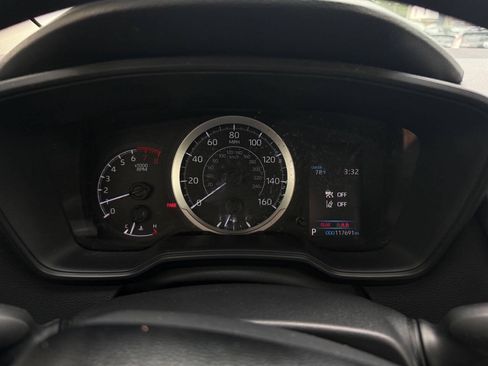 Used 2020 Toyota Corolla LE FWD image 22